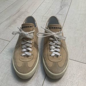 Burberry beige leather sneakers size 6